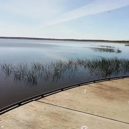 Nyaraló 6 Person In Henne