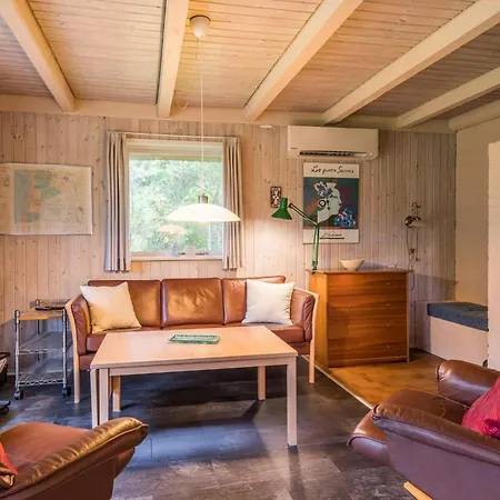 6 Person In Henne Feriehus Henne Strand